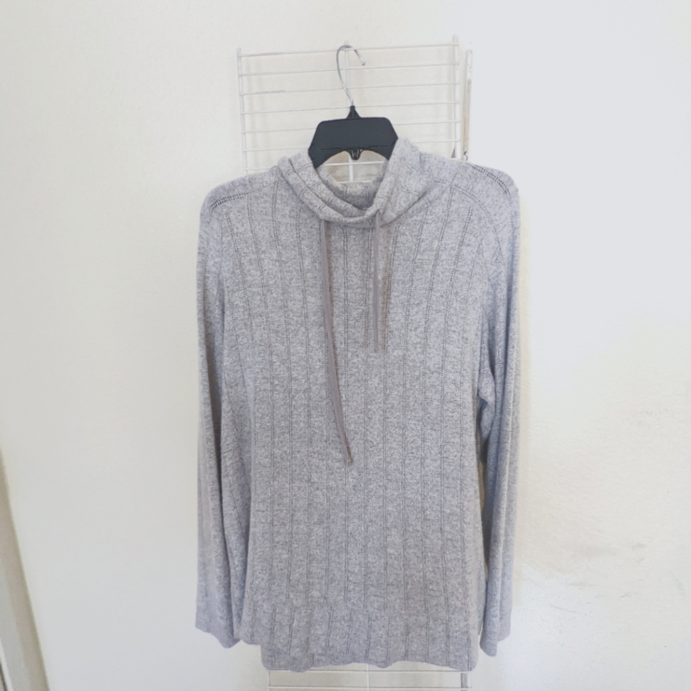 Women's XL Long Sleeve Grey Turtle Neck Sweater